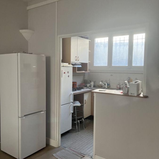  Annonces ISSYLESMOULINEAUX : Appartement | ASNIERES-SUR-SEINE (92600) | 10 m2 | 560 € 