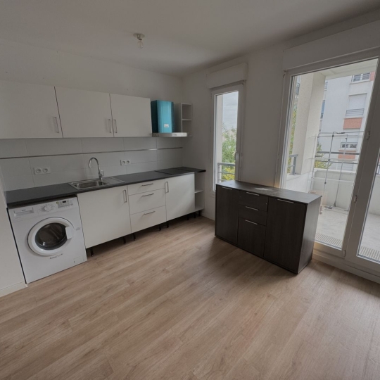  Annonces ISSYLESMOULINEAUX : Appartement | ROMAINVILLE (93230) | 64 m2 | 1 350 € 