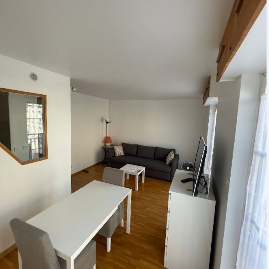  Annonces ISSYLESMOULINEAUX : Apartment | CHARENTON-LE-PONT (94220) | 27 m2 | 1 050 € 