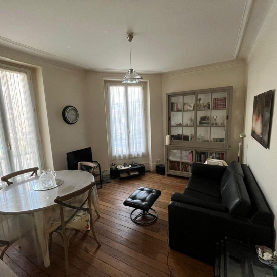 Annonces ISSYLESMOULINEAUX : Appartement | CHARENTON-LE-PONT (94220) | 50.00m2 | 435 000 € 