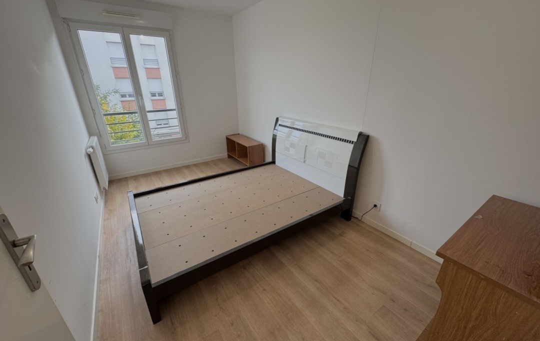 Annonces ISSYLESMOULINEAUX : Appartement | ROMAINVILLE (93230) | 64 m2 | 1 350 € 