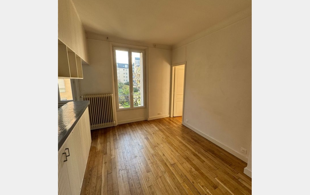 Annonces ISSYLESMOULINEAUX : Appartement | CHARENTON-LE-PONT (94220) | 41 m2 | 1 295 € 