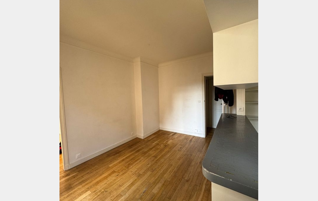 Annonces ISSYLESMOULINEAUX : Appartement | CHARENTON-LE-PONT (94220) | 41 m2 | 1 295 € 