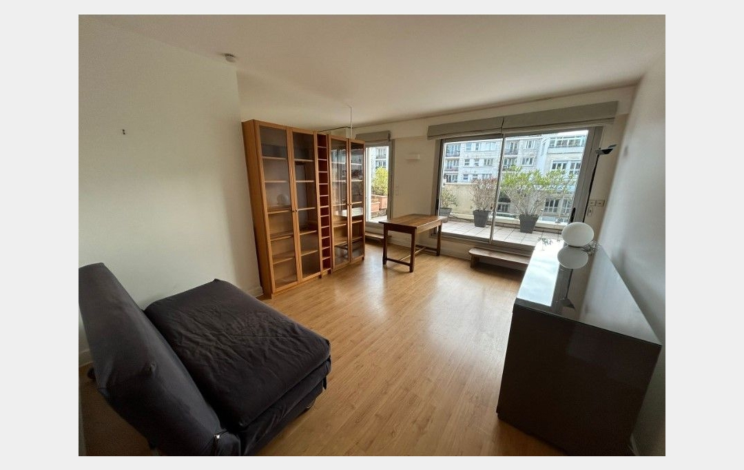 Annonces ISSYLESMOULINEAUX : Appartement | PARIS (75014) | 49 m2 | 1 695 € 