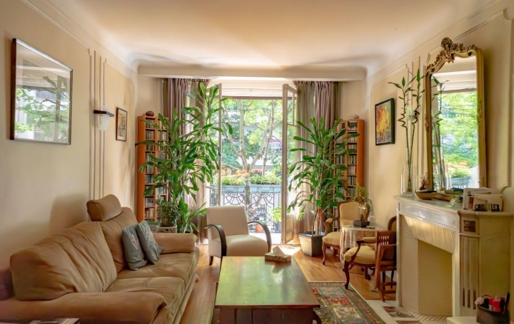  Annonces ISSYLESMOULINEAUX Appartement | PARIS (75016) | 100 m2 | 980 000 € 