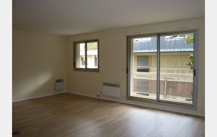  Annonces ISSYLESMOULINEAUX Appartement | BOULOGNE-BILLANCOURT (92100) | 85 m2 | 2 120 € 